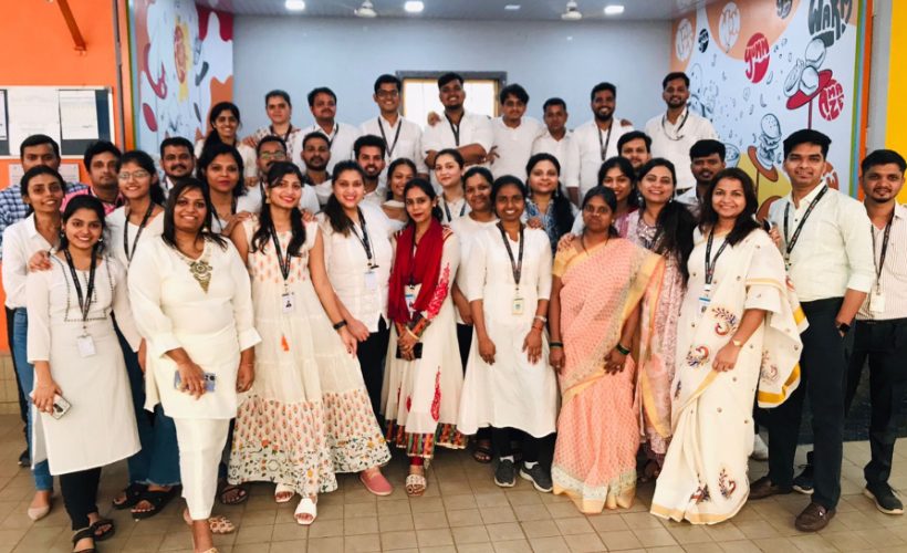 http://Navratri%20Extravaganza