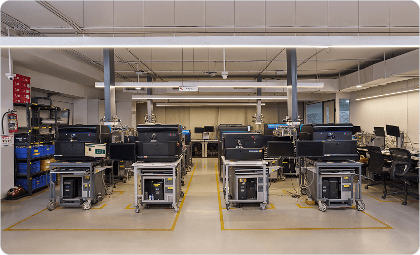 Laboratory with analytical instruments